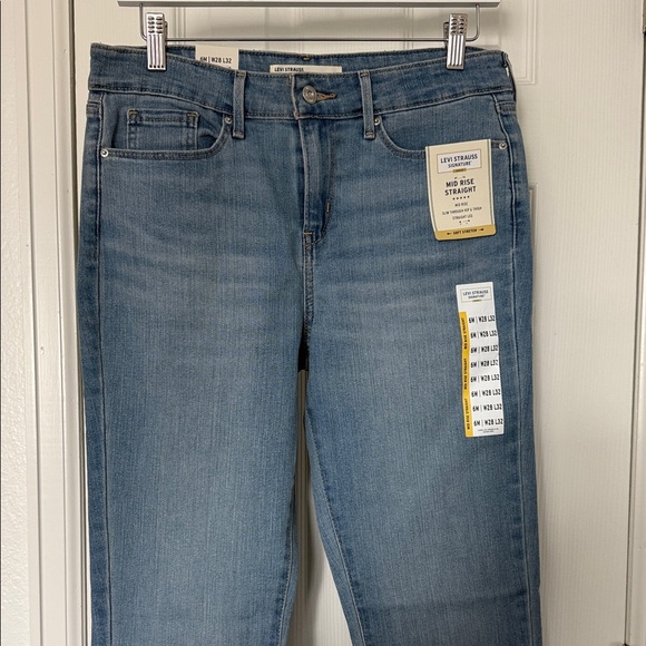 Levi Strauss Signature Denim - Levi Strauss Signature Gold Women’s Modern Straight Jeans 6 NWT